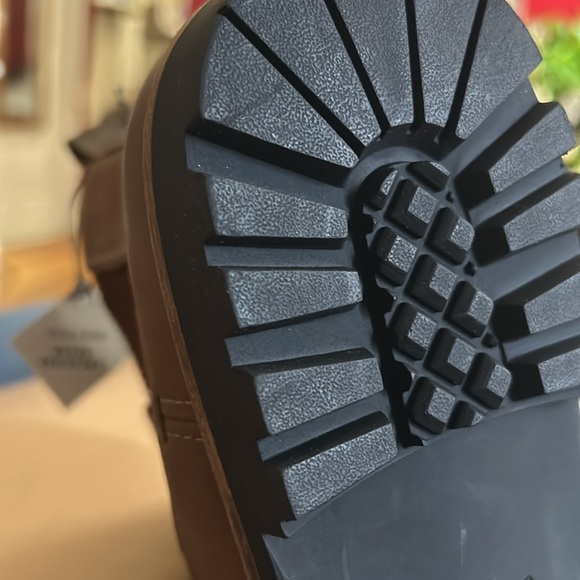 NWT & NWB..Cole Haan .. Men - Picture 8 of 10